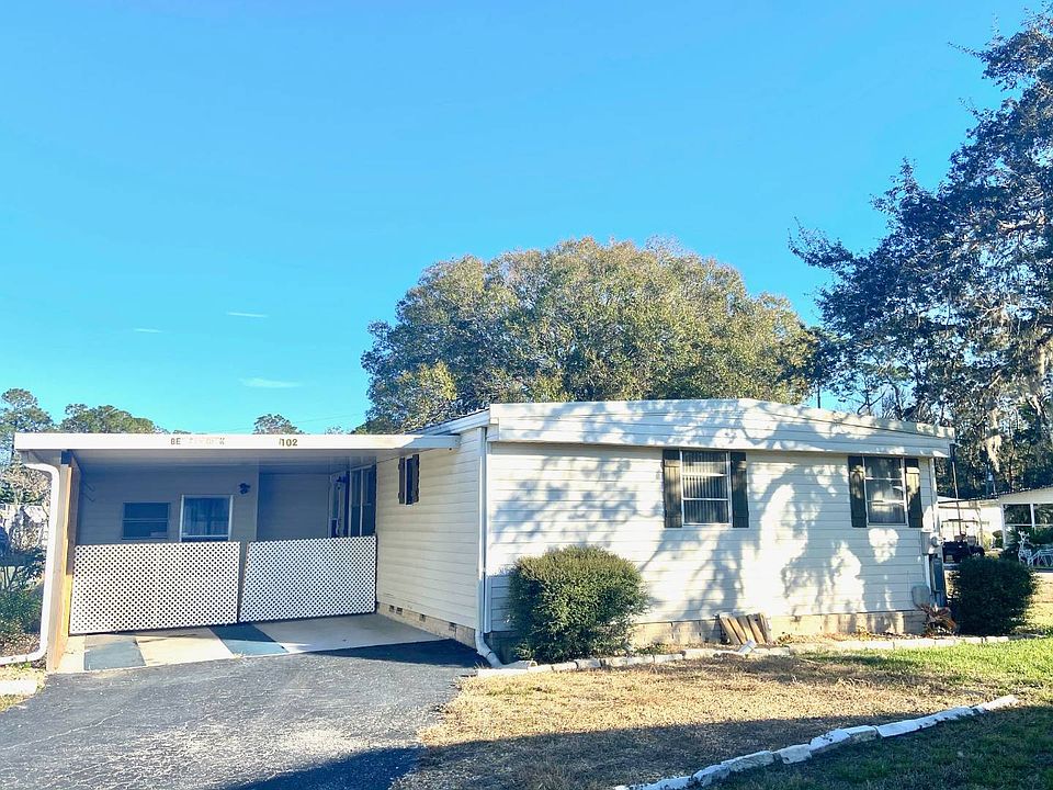 1st image of 102 Lakeview Dr
