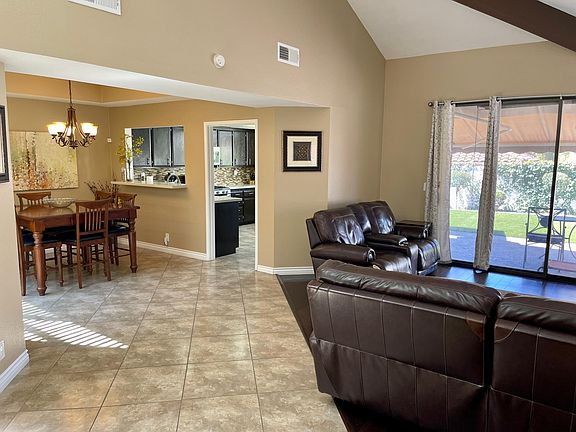 4th image of 1775 Biarritz St #B