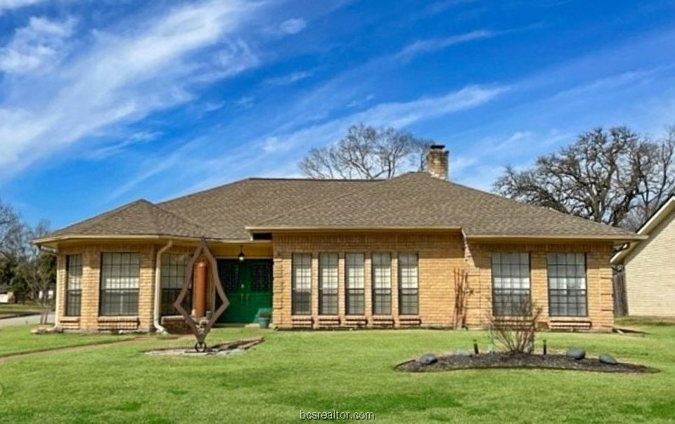 1st image of 2808 Apple Creek Cir