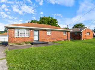 9702 Blue Lick Rd, Louisville, KY 40229