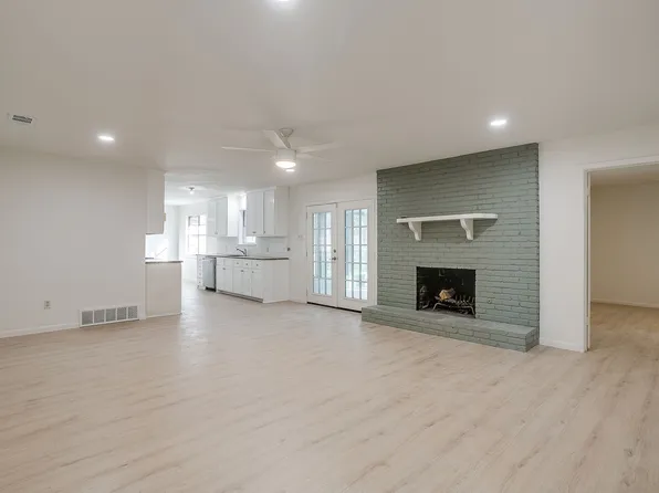 7325 Trimble Dr, Fort Worth, TX 76134