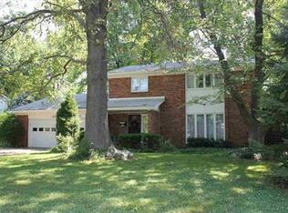 900 Wiltshire Dr, Evansville, IN