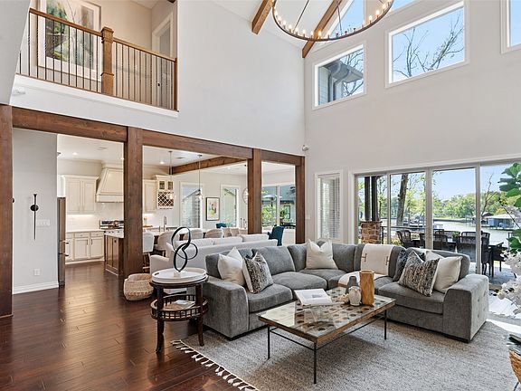 5th image of 211 Sandpiper Dr