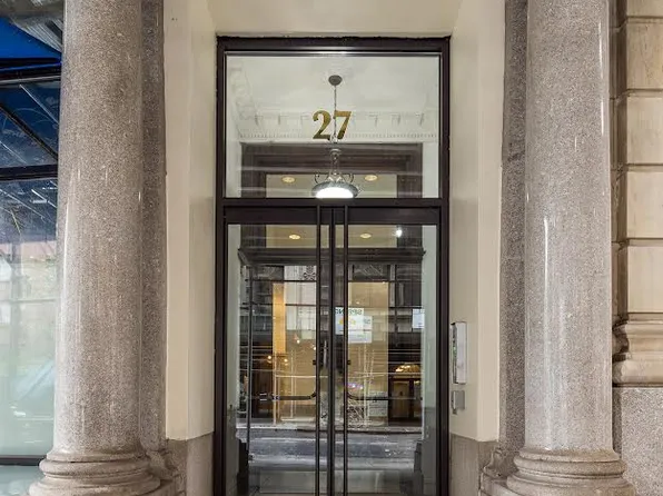 27 East 22nd Street image 12 of 12