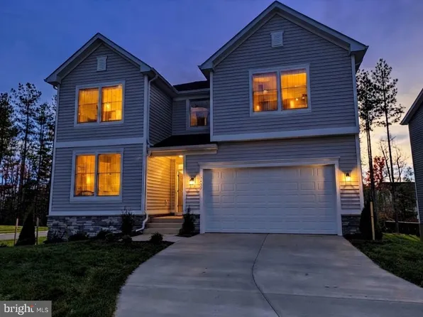7092 Iron Gall Ln, Ruther Glen, VA 22546