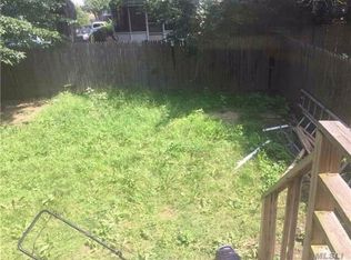 11831 199th St #1, Saint Albans, NY 11412