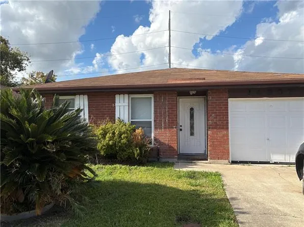 14907 Emory Rd, New Orleans, LA 70128