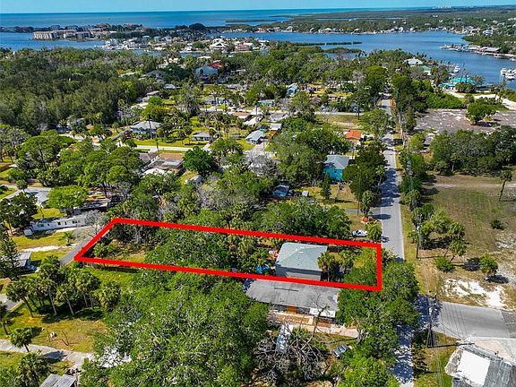 2nd image of 7549 Pier Rd