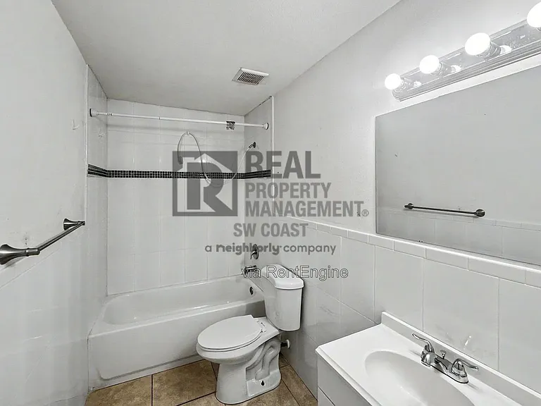 772 Holmes Ave — Photo 5