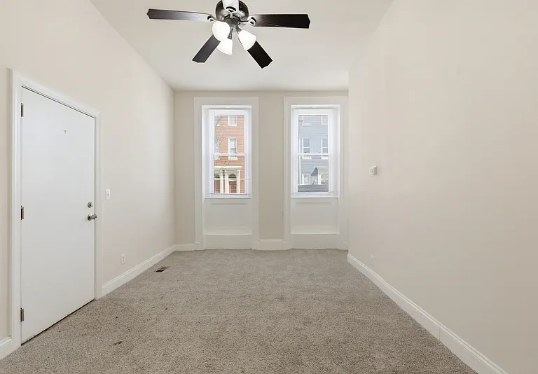 910 N Arlington Ave #1 — Photo 3