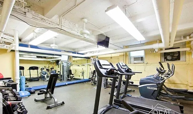 Rented by Akam Sales and Brokerage | media 15