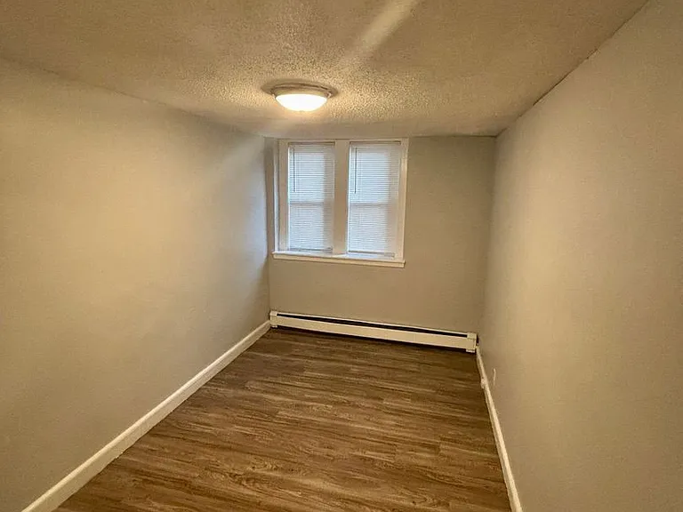 109 Broad St #3B — Photo 8