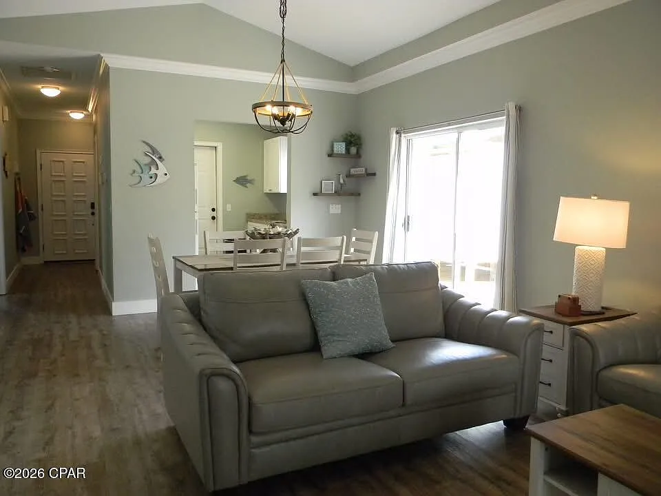2 bed, 1056 sqft, $2,500 — Photo 2