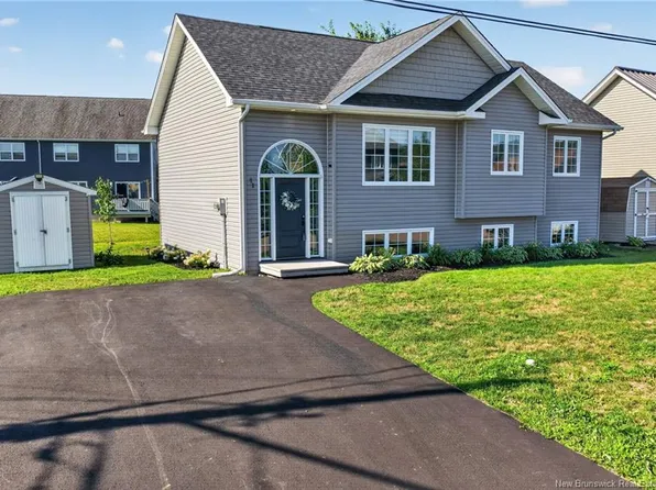 72 Crawford St, Moncton, NB E1G 5N2