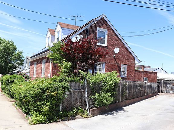 3rd image of 9455 221st St