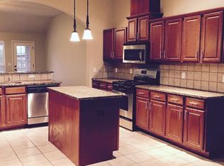 2408 SE 11th St, Moore, OK 73160