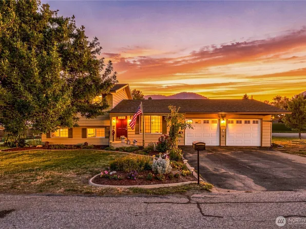 107 Oak Street, Cashmere, WA 98815