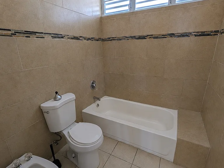 I 16 Urb. Parque De Jacaranda Calle Maga Santa Isa — Photo 16