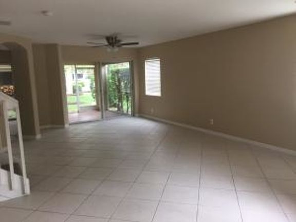 4th image of 1600 Cetona Dr