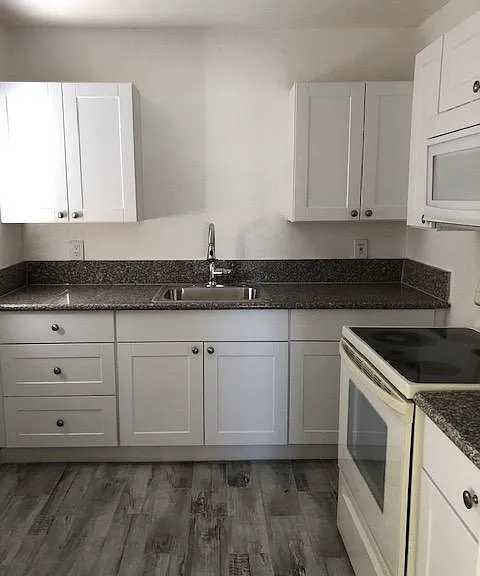 2228 Statz St #A — Photo 3