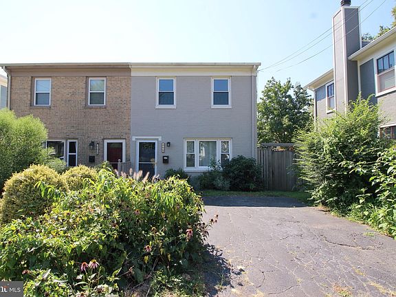 2nd image of 219 E Windsor Ave #A