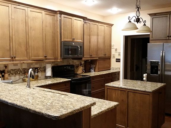 Kitchen, Beautiful Granite