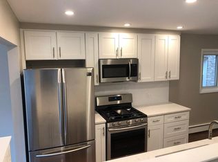 401 Sherman Ave APT 1, Evanston, IL 60202