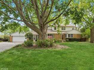 409 N Macarthur Dr, Mount Prospect, IL 60056