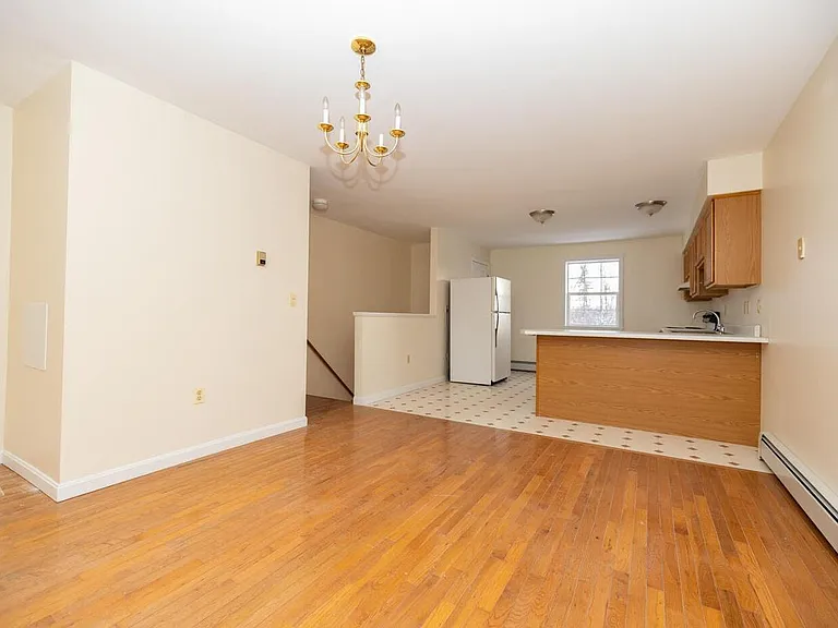 10 Triangle Rd #B — Photo 7