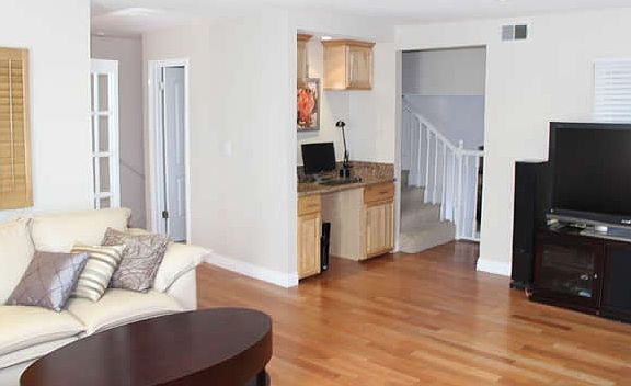 Living Rm & Computer Area