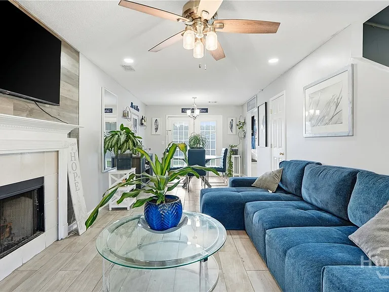 126 Bluelake Blvd — Photo 3