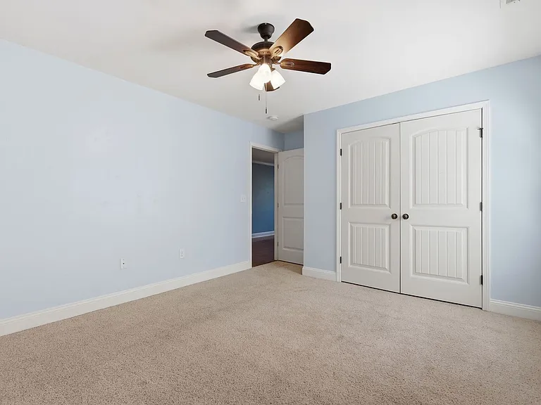80 Valor Cir — Photo 26