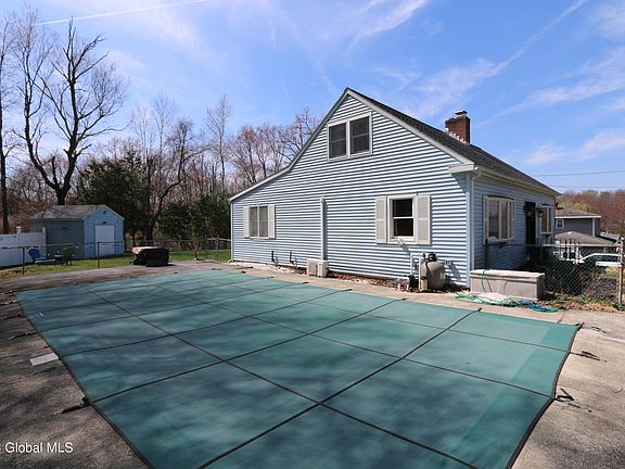 3rd image of 55 Abbott Dr