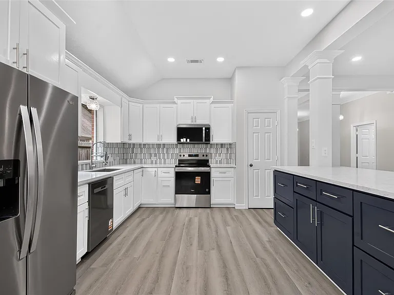 6706 Paigetree Ln — Photo 24
