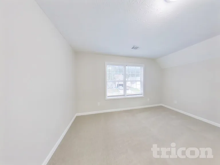 338 Shadowbrooke Cir — Photo 13