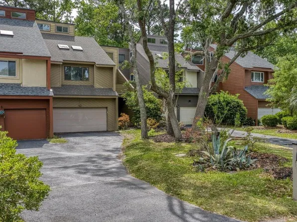 43 Arabian Dr, Charleston, SC 29407
