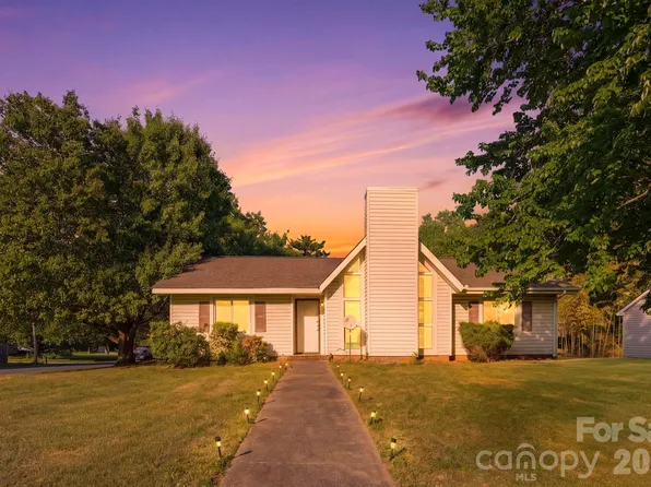 2530 Dion Ave, Charlotte, NC 28212