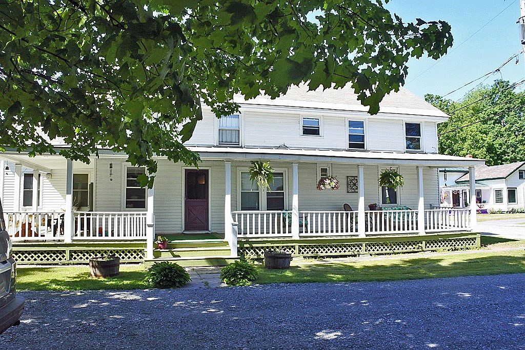 16 Caernarvon Street, Fair Haven, VT 05743 Zillow