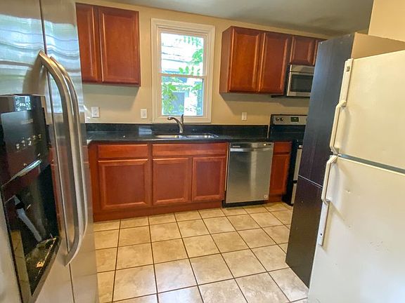 5th image of 421 N Chauncey Ave #1