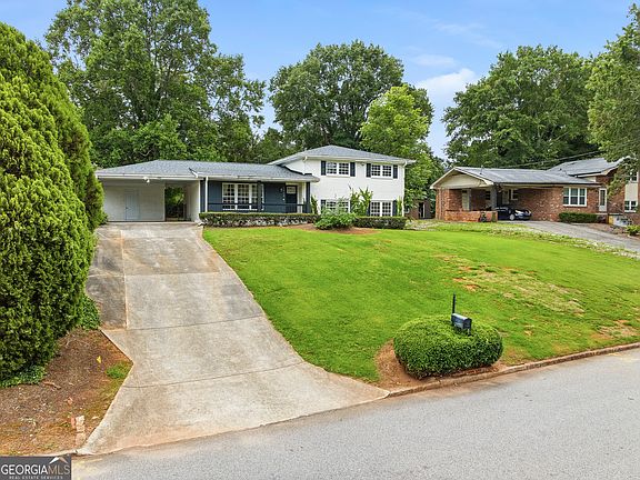 2nd image of 2913 Gena Dr