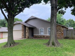 4421 W Pittsburg St, Broken Arrow, OK 74012