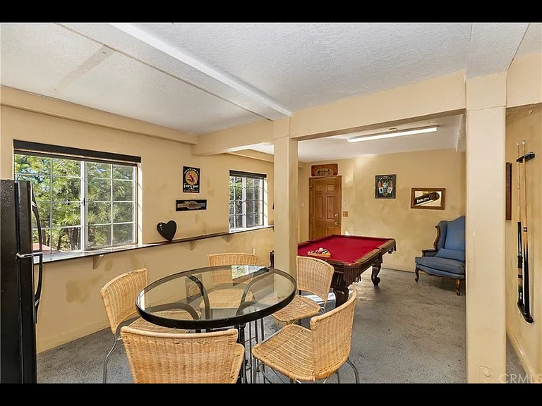 312 Lookout Dr — Photo 11