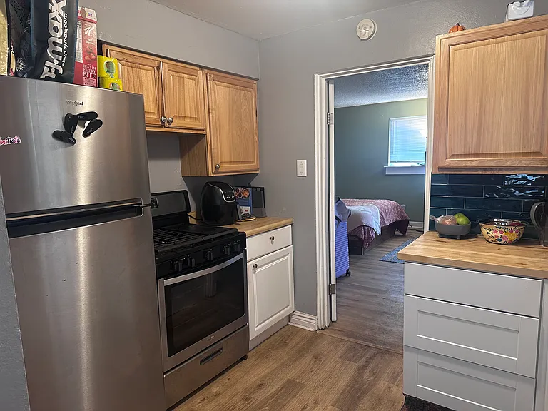 1051 1/2 E Rood Ave #GUEST HOUSE — Photo 6