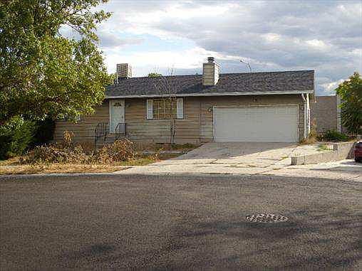 1st image of 3812 W Sweetwater Cir