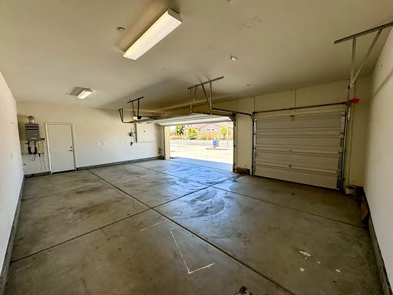 34726 Yellow Root St — Photo 43