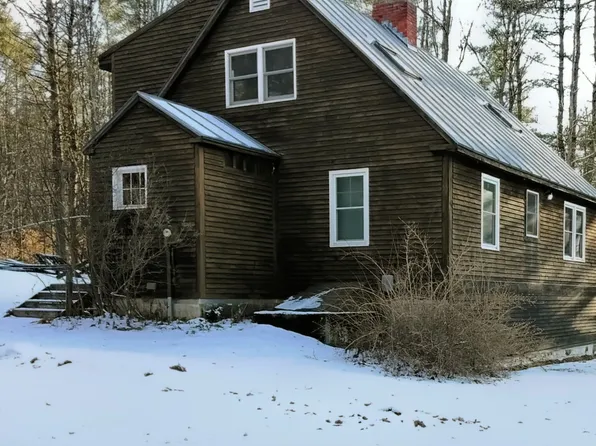 2762 Jericho St, White River Junction, VT 05001