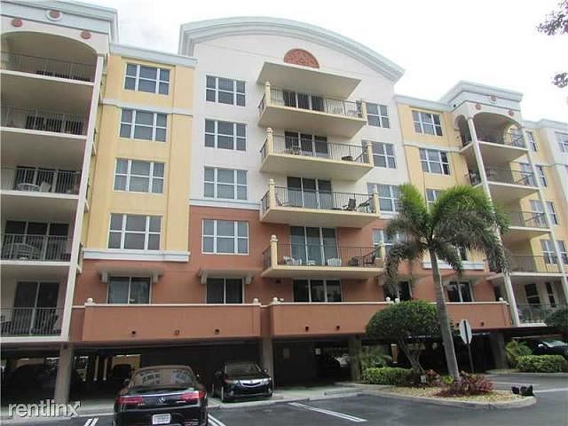 1st image of 191 SE 20th Ave APT 215