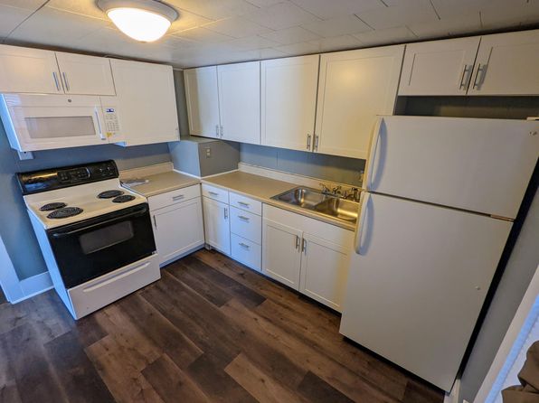 155 Queen St APT 3