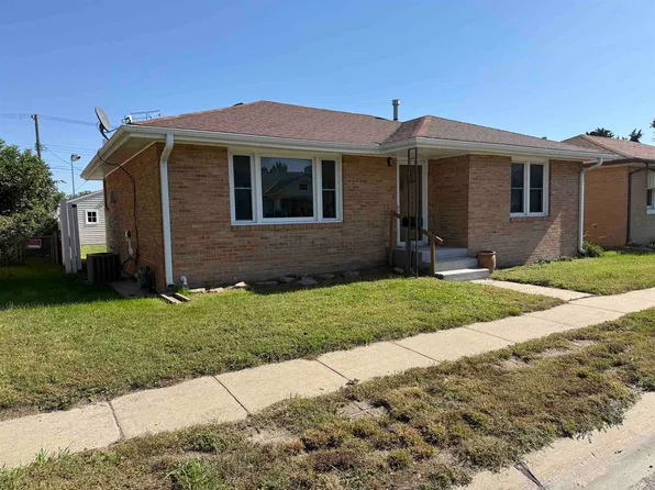 703 S 1st St, Norfolk, NE 68701