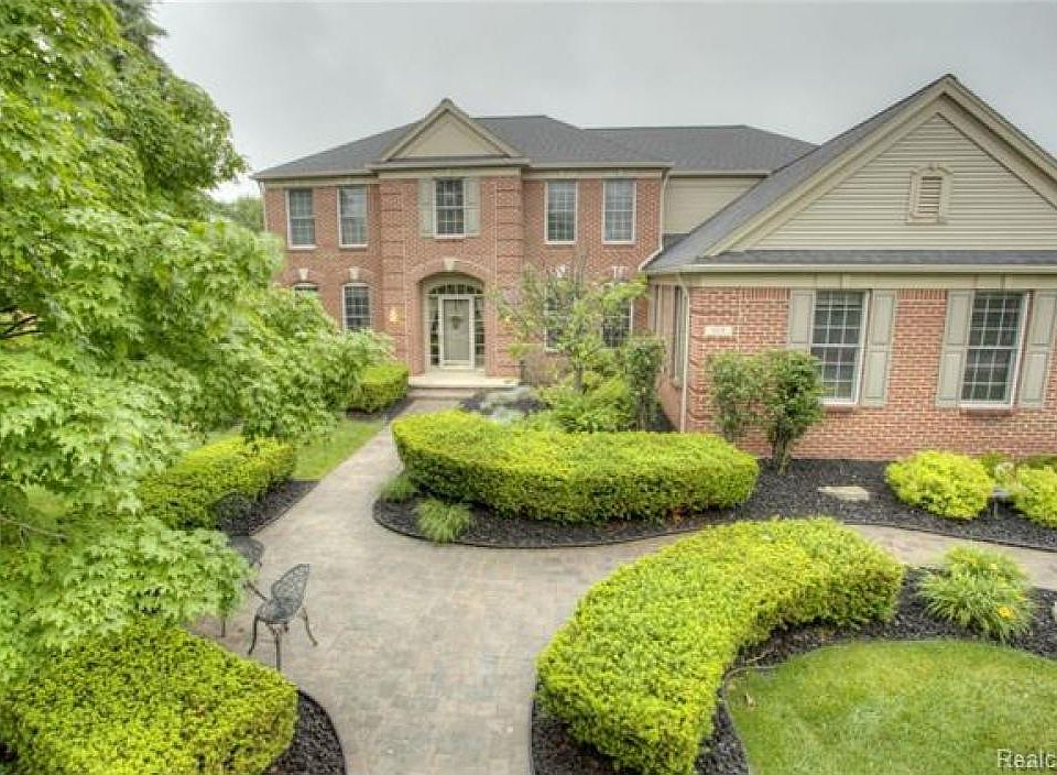 1st image of 519 Sylvan Dr